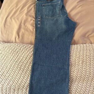 GAP Women's Straight Leg Blue Jeans